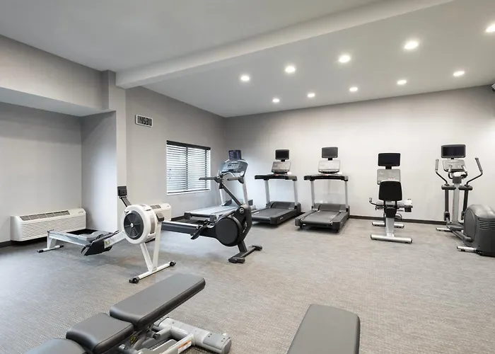 Courtyard By Marriott Danbury